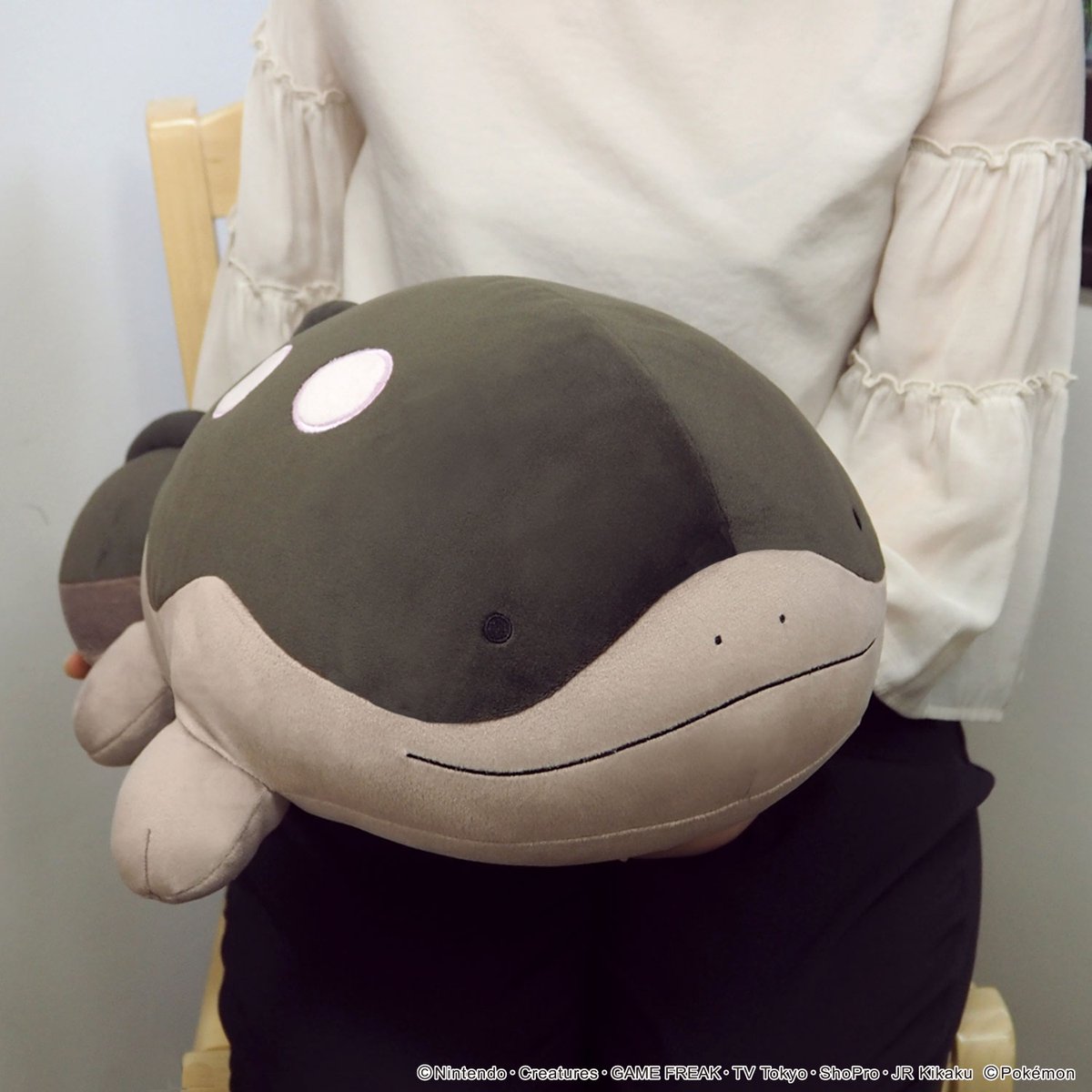 【ポケモン新商品発売情報】 
大好評ぬいぐるみ雑貨シリーズ「ぽてはぐクッション」から第5弾が発売決定✨
今回はピィとネイティのほか、ドオーが仲間入り♪
しっとり・もちっとした感触で、お尻にペレットが入った、思わず抱きしめたくなるようなクッション💖
2023年11月中旬発売予定です！
#三英貿易 https://t.co/0EJoAFbziX