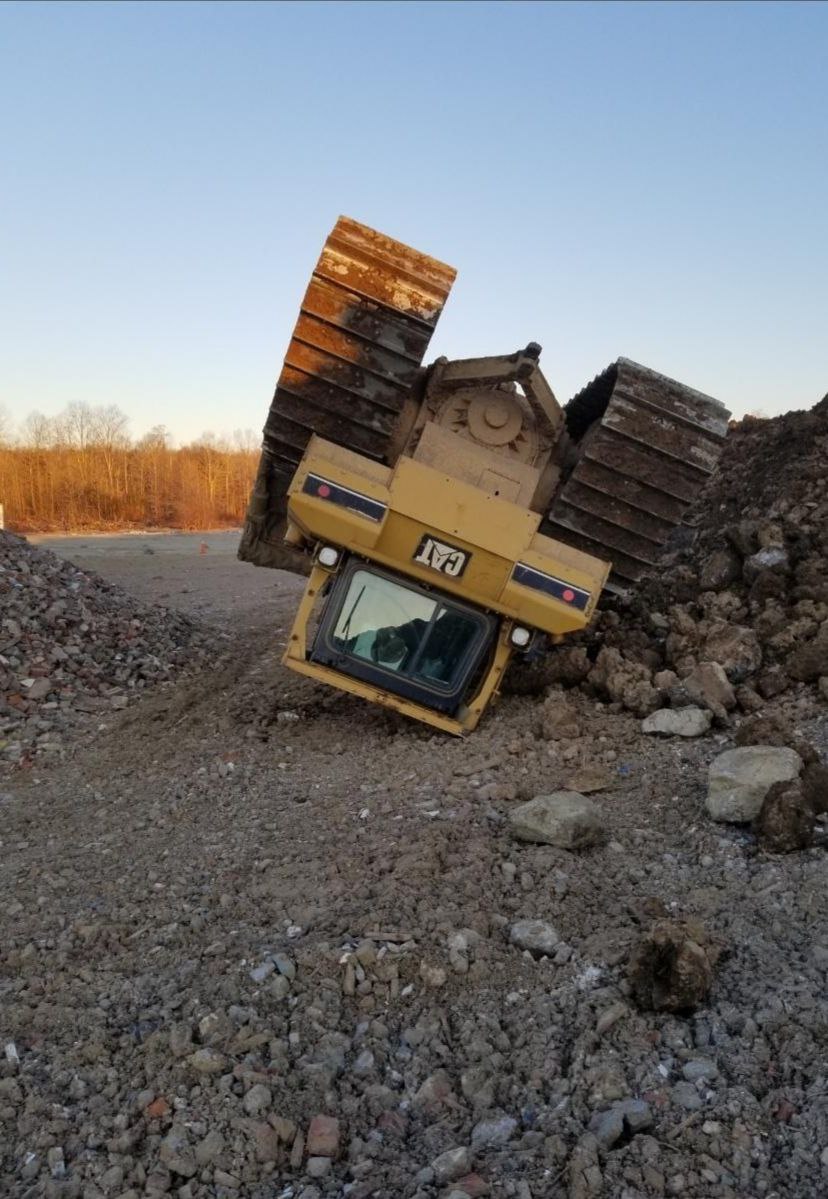 😂 This is what a friend of mine who works on land reclamation in Maryland shared with me about his day😂