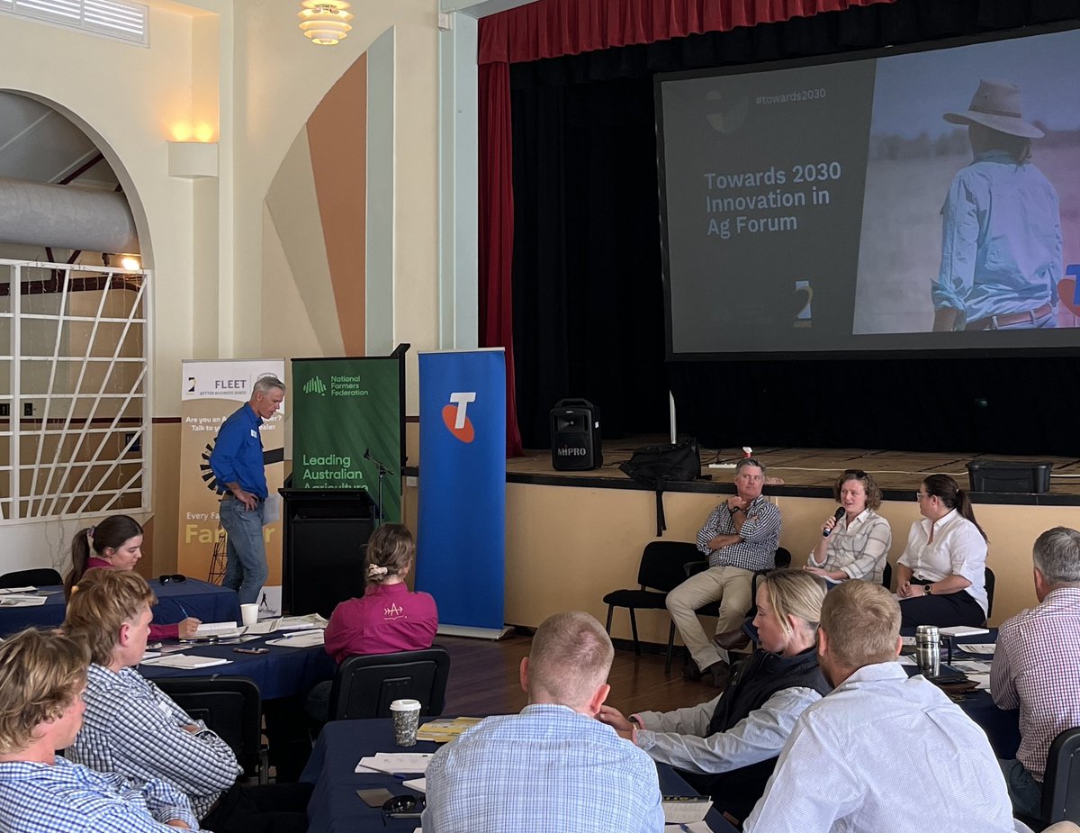 Yesterday, at the magnificent Cloncurry Shire Hall, I had the opportunity to share some thoughts about digitally skilling a farming workforce for data futures. @NationalFarmers & @AgForceQLD, thanks for including me in the conversation & hosting me on the road. @GriffithBiz