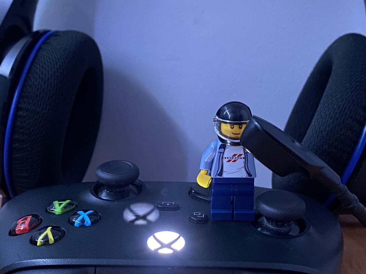 DodgeLegoman's tweet photo. Guess what game Legoman played! https://t.co/GNZGiOtFS5