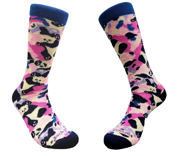 I just received Camouflage Panda Socks from the Sock Panda (Adult Medium) by Sock Panda from silverswoosh via Throne. Thank you! throne.com/roxiifoxii #Wishlist #Throne