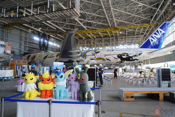pikachu_pcn's tweet photo. ANAの新「ポケモン飛行機」公開！ 「いままでにはない斬新さ」をもつポケモン機…その全貌とは？ | 乗りものニュース https://t.co/r6YpaANj8p https://t.co/MPIlVBbkKv