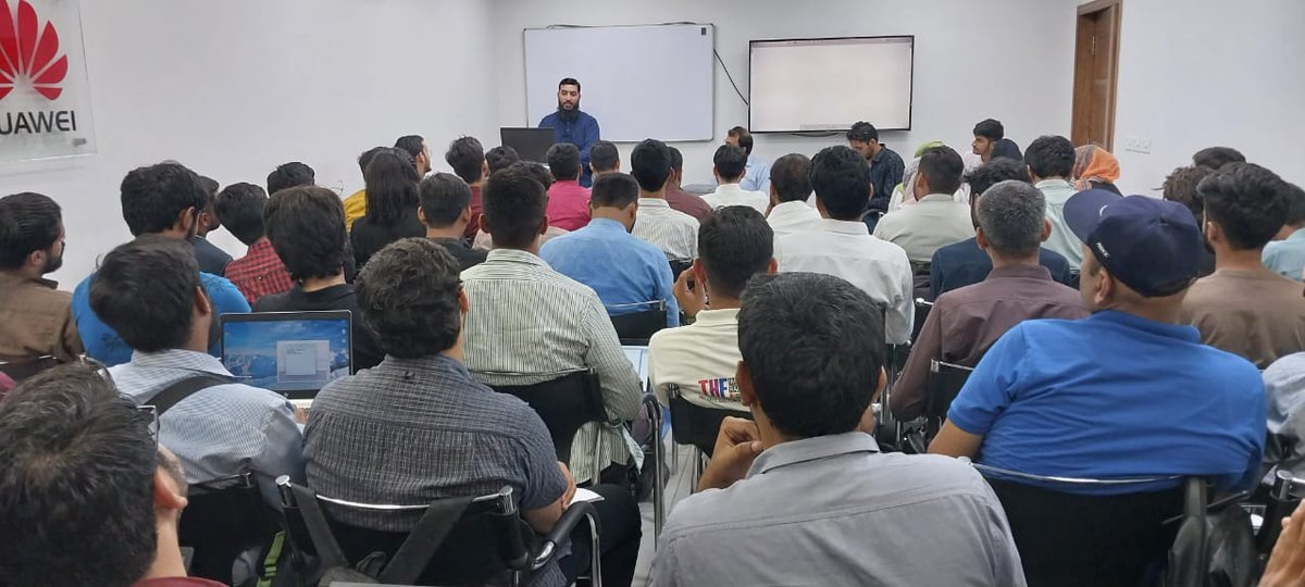 CorvitL's tweet photo. Our RHCSA class (Morning &amp; Evening) was a huge hit!  It was a full house with an awesome crowd of tech enthusiasts! And the best part? We had a mind-blowing teacher guiding us through the world of technology!
#CorvitLahore #RHCSA #TechnologyEnthusiasts #TechLove
Corvit Lahore! https://t.co/zqNpBvH26S