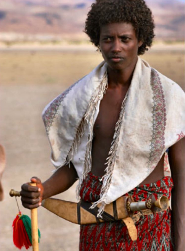 khaj_nat's tweet photo. Stunning Qafar Warrior || Afar⚔️😍🫶🏾🥰♥️🔥🔥 https://t.co/Z9MqSh4ibT