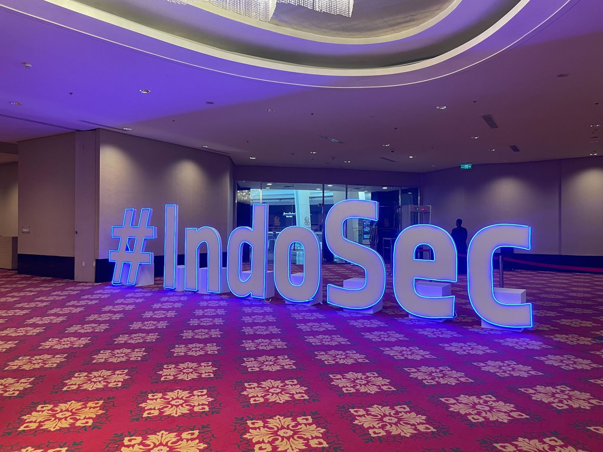 cloudbric's tweet photo. The second day of IndoSec is here and It is your last chance!
You still have today to participate and explore the
security services presented by Cloudbric.
For more detail, please visit:
> https://t.co/4em7yFdy4V
#IndoSec2023 #Cloudbric #CloudWAF #WAF #AWSWAF #Cybersecurity https://t.co/BDx8HJl41u