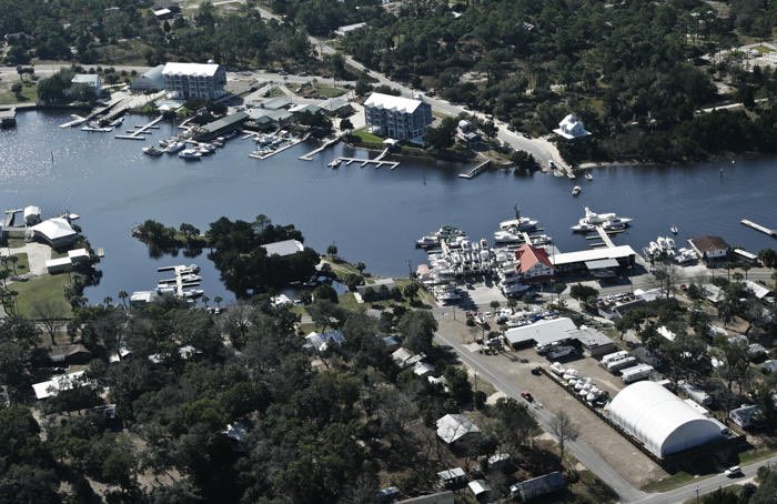 ChrisFischer_'s tweet photo. Say a prayer for the folks in the Eastern Panhandle &amp; Big Bend portions of #Florida. Low density river and marsh land communities,  where storm surge will be a major problem. #OneFlorida #Idalia 
🙏 https://t.co/rSe1W3Gr6n