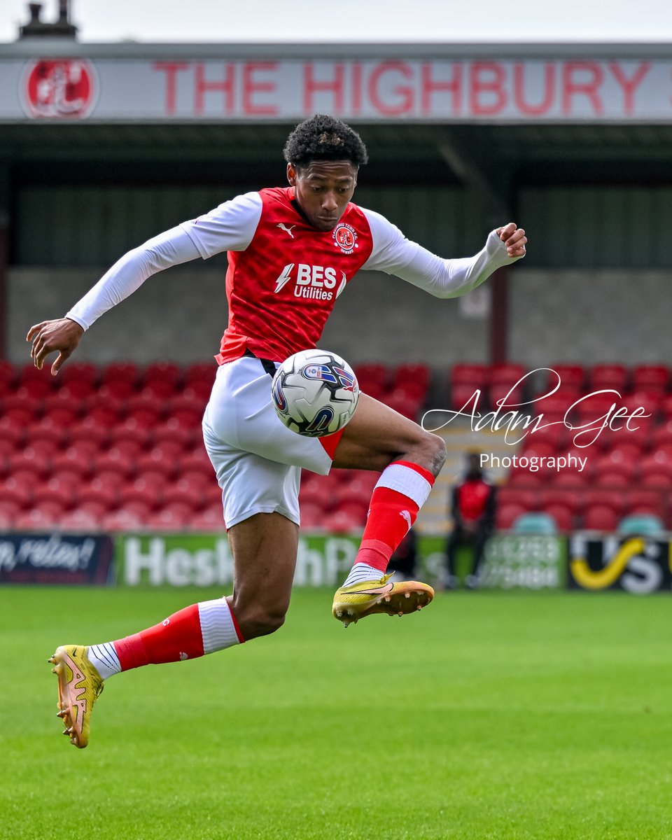 adamgeepics's tweet photo. 3 out of 3 for the @ftfc development squad against their counterparts @IpswichTown in the #PDL #ProfessionalDevelopmentLeague with a 1 nil win #CodArmy #OnwardTogether https://t.co/IwFNAKyrkK