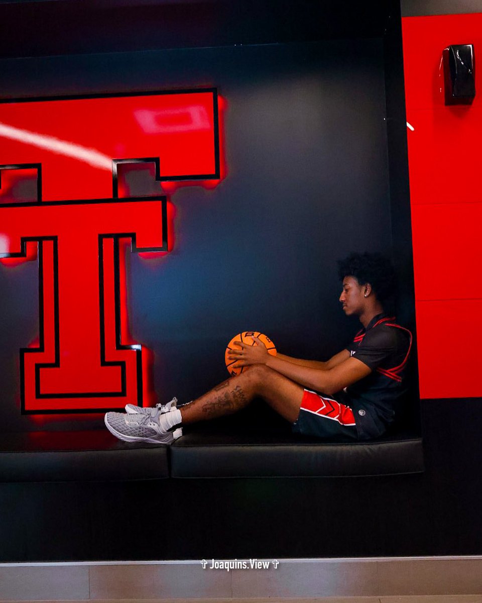 Jordan Lewis tweet media