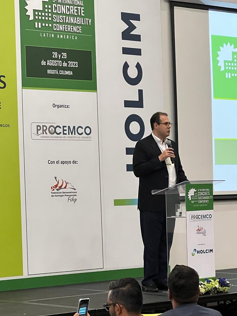 CamaraProcemco's tweet photo. #AEstaHora Manuel Lascarro clausura el 5º International Concrete Sustainability Conference. “La idea es que nos sigamos encontrando en torno a la sostenibilidad. Agradecemos a nuestros asistentes y patrocinadores”.
#PROCEMCO #FIHP #Concreto #Sostenibilidad #EventoPresencial https://t.co/2vPjMip3iB