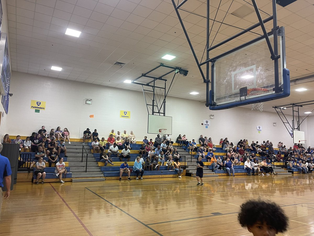 So thankful for our chemfest partnership with <a href="/chemours/">The Chemours Company</a>! They always show up and show out to support <a href="/farnsleymiddles/">Farnsley MS</a> even at open house. ❤️<a href="/ExploreFarnsley/">Farnsley Middle School Explore Pathways</a> <a href="/FMSPrincipal20/">Carolyn Smith</a> <a href="/gwatson330/">Ginilia K. Watson</a>