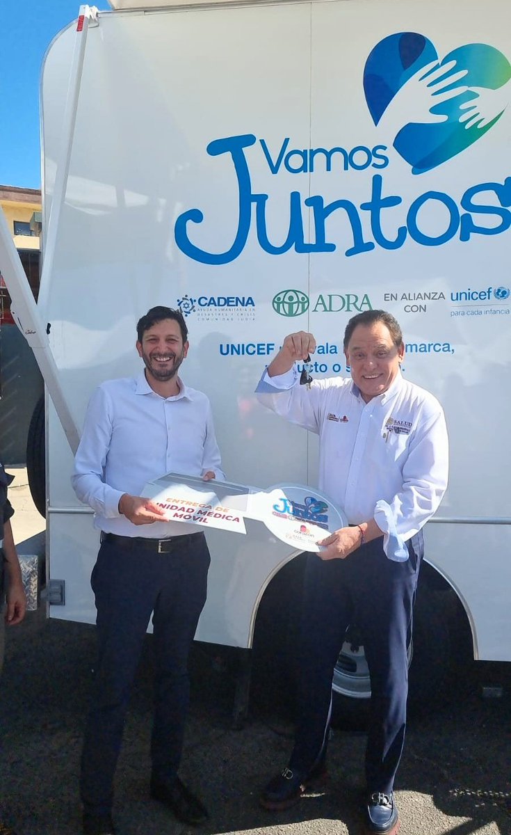UNICEFMexico's tweet photo. Desde UNICEF, y en alianza con @adramexico y @cadena_ong, hoy arrancamos las operaciones de la nueva Unidad Médica Móvil apoyados por la Secretaría de Salud de Baja California @BC_SSALUD para atender a niñas, niños, adolescentes y mujeres embarazadas migrantes en #Mexicali. https://t.co/63QoIlLOTZ