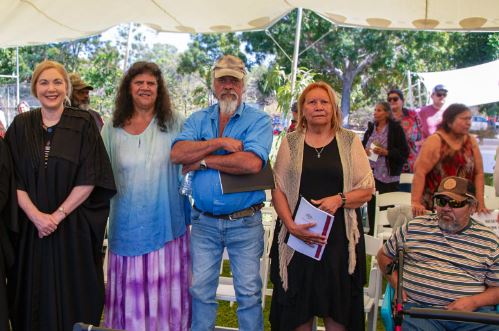 IndigLandSea's tweet photo. The Federal Court of Aus formally granted the #Wakaman People of Far North QLD #NativeTitle via a determination providing the right to access and care for Country by traditional law, extending over 14,861 square kilometres of land in #Chillagoe. ๐ค๐โค๏ธ
๐๐พ https://t.co/F3jPafXdbh https://t.co/HvkDsw6VtP