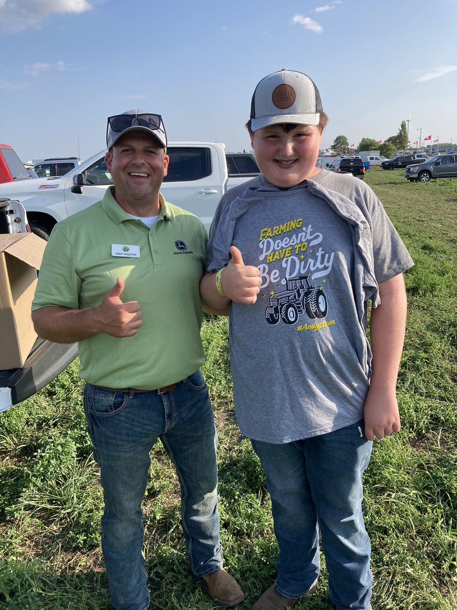 Andy Pasztor 🧼🧽 tweet media