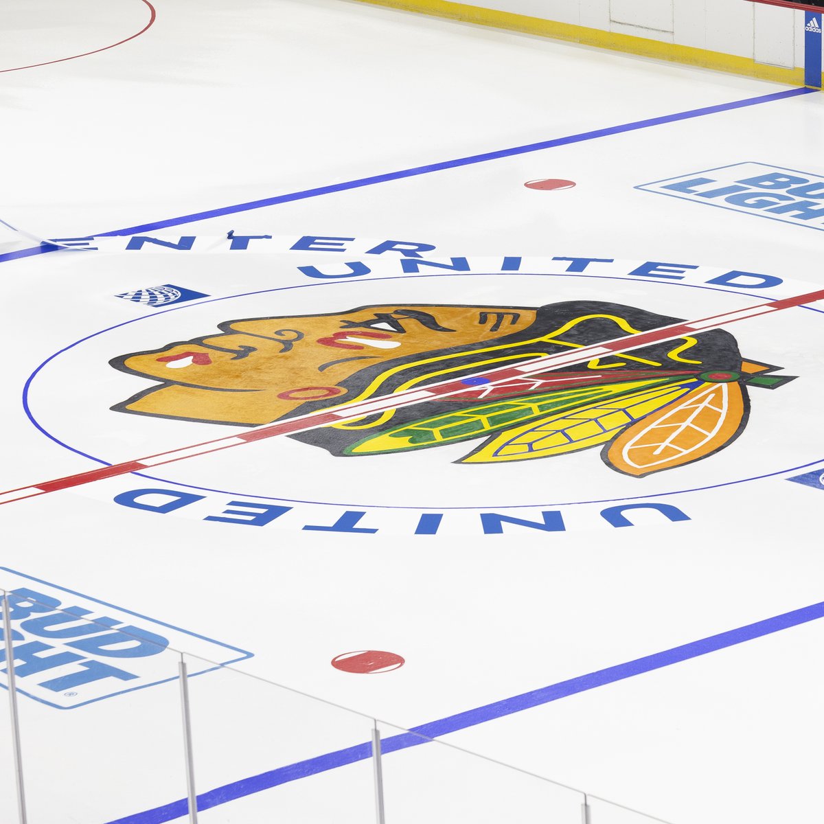 NHLBlackhawks's tweet photo. It's starting to look like hockey season 👀⏰ https://t.co/SWq9EH3R4F