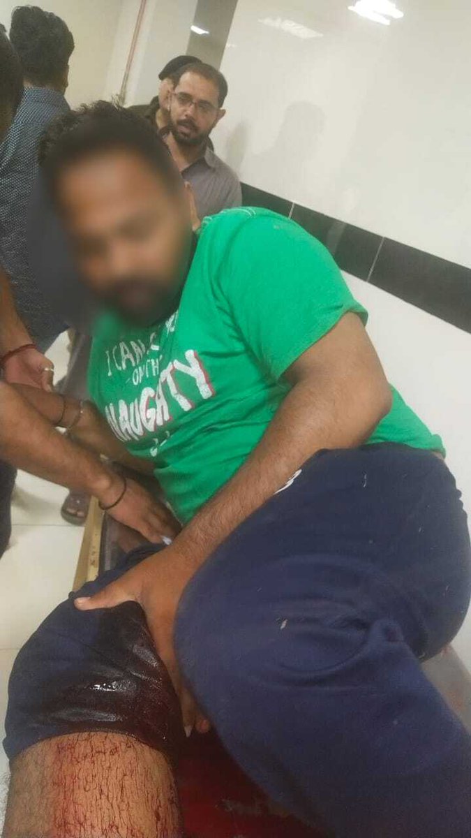 RwpPolice's tweet photo. راولپنڈی پولیس کی اہم کامیابی، 

ایک روز قبل وارث خان میں خاتون سےرابری اور تشدد کرنے والا ملزم زخمی حالت میں گرفتار،

سی پی او سید خالد ہمدانی نےواقعہ کا نوٹس لیتےہوئے ملزمان کی فوری گرفتاری کےاحکامات دیےتھے۔ فرار ملزم کی گرفتاری کے لیےسرچ آپریشن جاری، جسےجلدگرفتار کرلیا جائےگا، https://t.co/dj5wEfgH1Z
