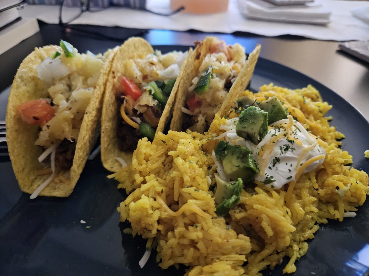 #TacoTuesday ground turkey and portobello mushroom tacos with homemade pineapple salsa and a side of yellow rice. #kitchenwitch