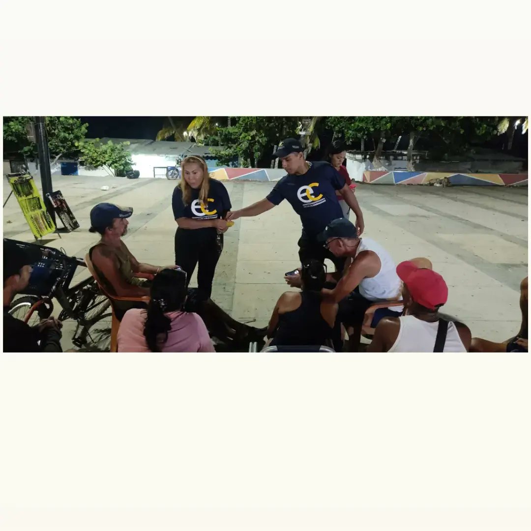 enciudadanoara's tweet photo. El momento es ahora ! Vamos unirnos hermanos para liberar nuestra nación que durante años a Sido prisionera de decidia y destrucción ! Es momento de todos ser uno por ti y por mi por Venezuela #UnidosSomosMejores 🇻🇪 #Aragua #Ocumare https://t.co/1bsDJ9jFIC