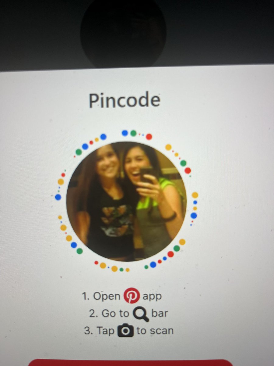 KTavs_'s tweet photo. After 12 years, for business purposes, I’m finally changing my Pinterest photo from 8th grade kirra and @SamCosmee to an equally unrecognizable picture—but still outdated—picture https://t.co/CKu6kD3thU