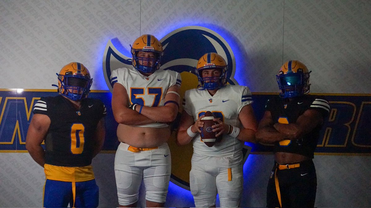 MUCrusadersFB's tweet photo. Last ride for four guys that have been here since the very beginning...

Let's do it for them this season! #CrusaderNation https://t.co/AwHq3yf2Og