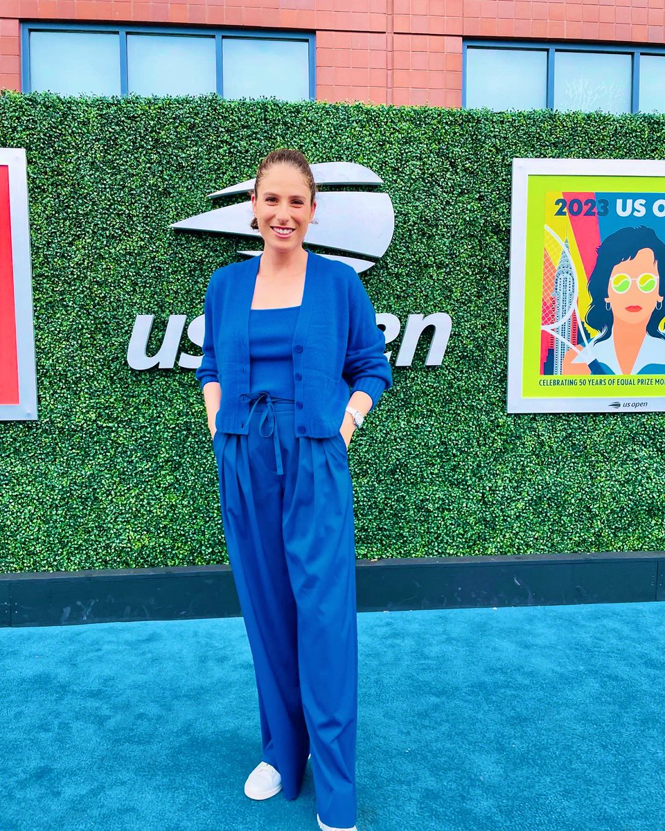 Day ✌️ of the <a href="/usopen/">US Open Tennis</a> with my <a href="/SkySports/">Sky Sports</a> fam 🙌🎾🙌🎾 

#USOpen2023