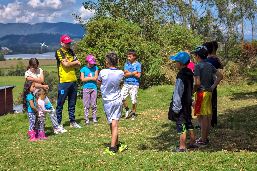Los procesos sociales no se detienen, deben ser constantes y construidos colectivamente.

Nos preparamos para nuestros próximos encuentros deportivos.

¡Los campeones están en los territorios!
🕊️✨🤍⚽🇨🇴