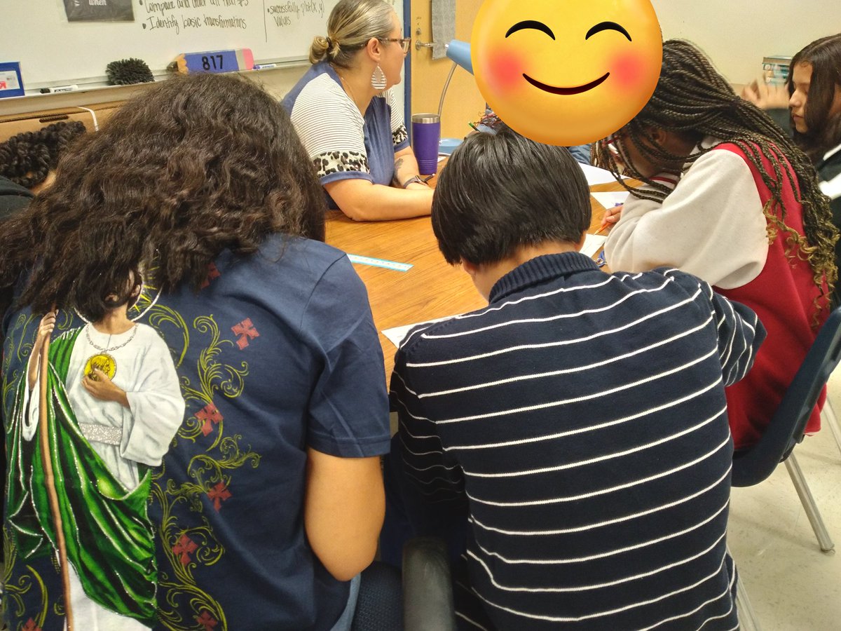 LizL0vesMath's tweet image. Differentiated small group instruction in Ms. Fox&apos;s class today at Schrade MS. #AccelerateLearning @kamwebb @Schrade_Falcons @MCArreola21 @MabralovesMath @KDG_BU