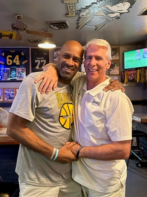 UIdahoAlumni's tweet photo. Our 1981-82 men’s basketball team reunited in Moscow this summer! 🏀😀 The team is still the most successful in U of I’s history, reaching the Sweet 16 and achieving a rank of 6th in the nation. They were joined by Coach Don Monson, who celebrated his 90th birthday this year. 🥳 https://t.co/RaHrbMNASE