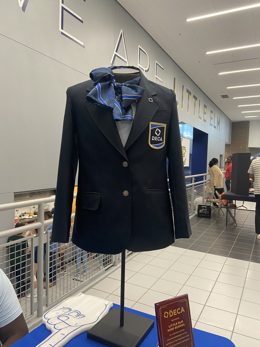 LE DECA🔷 tweet media