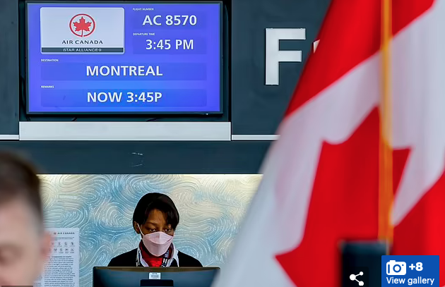 Air Canada kicks black family off plane and bans them for asking about their luggage: cbc.ca/news/canada/mo… Flight to Florida turns to escort off plane & flight ban, all for asking about luggage left on tarmac. Airline unapologetic. #Canada #AirCanada