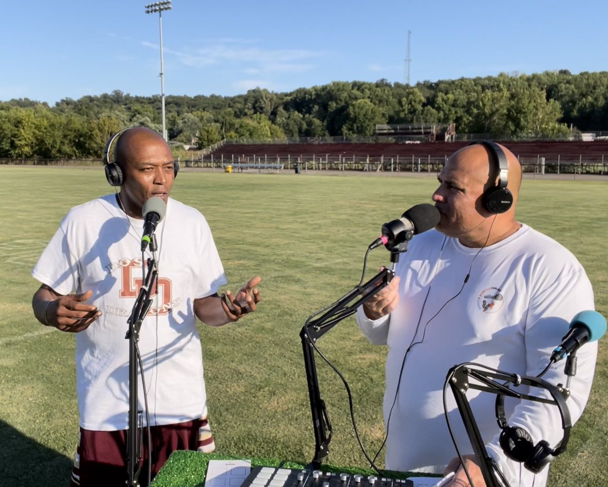 cleats2whistle's tweet photo. Today I stopped by @Doss_FB and had @CoachMville on the Podcast! Got to hear a little bit of his story and how he he is changing the culture here at Doss. Great Episode ! Episode Will drop Tomorrow at 8:00 am on YouTube #BuildingCommunityAwareness https://t.co/xdnTyvkreF
