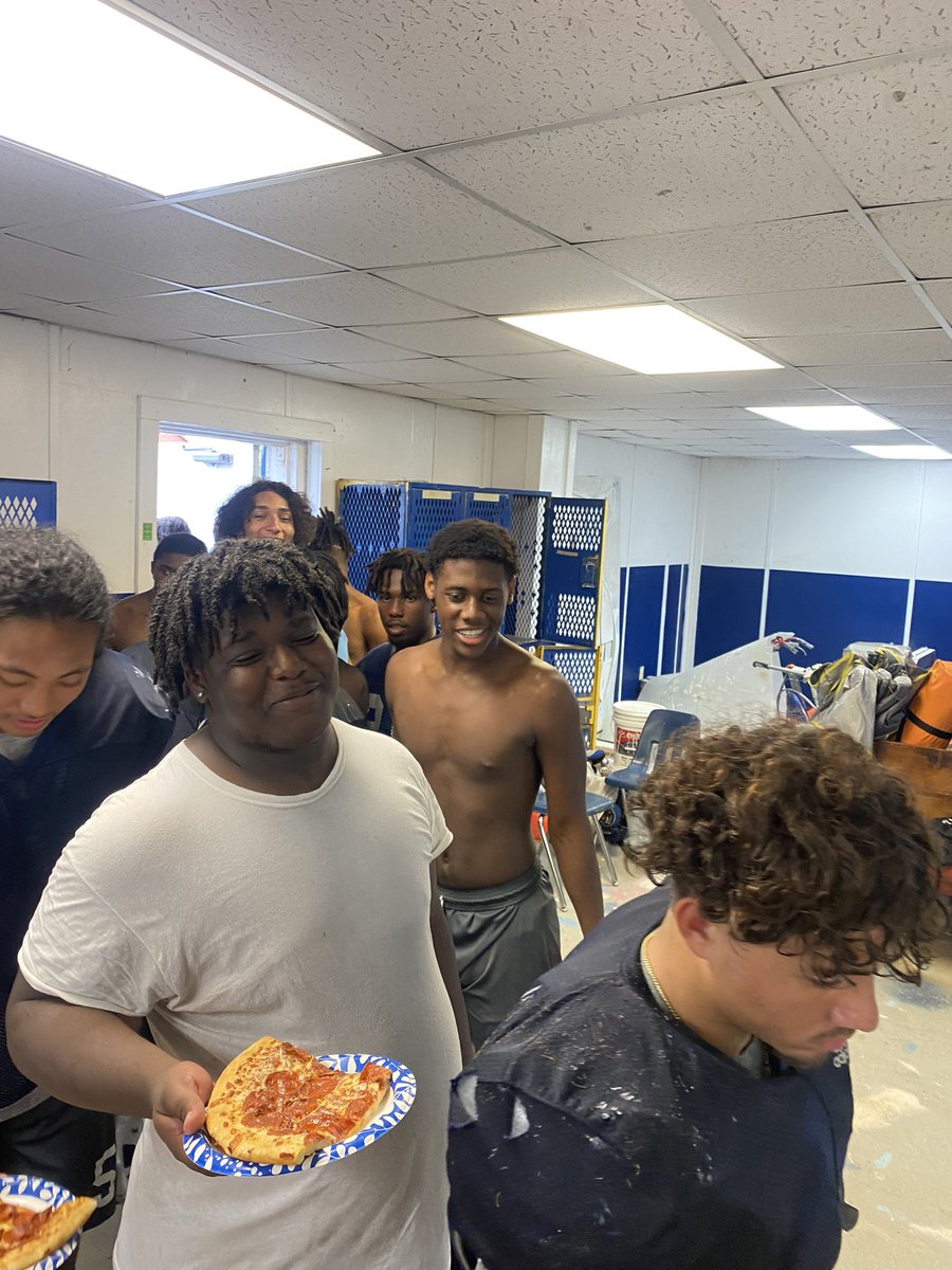 Coach_Pfiester's tweet photo. Had a great day today getting ready for Friday night!  Practice in the rain, devotional from Pastor Brad and victory Tuesday!  Gonna hunker down tomorrow!  #TideFAST🌊 #Team26 #Play12 https://t.co/DsJA7xJcub