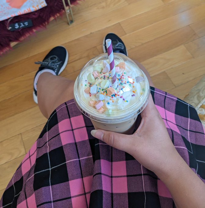 Yum!! Cereal milk cold brew. I adore when my subs spoil me with little day to day treats. Coffee will