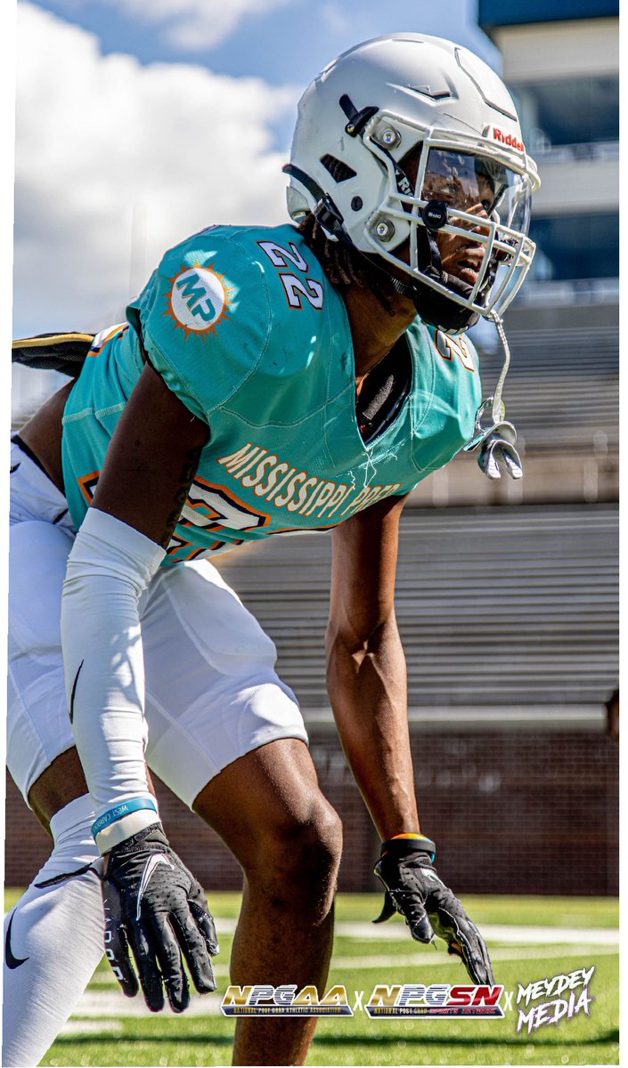 Third team leader on the defense 
10.5 tackles!!
8 solos 
@PrepMississippi
<a href="/TopPreps/">Top Preps Sports News 247. Get Views and Offers!</a>
<a href="/JyWhite3/">A’Ryan (J22) White</a>