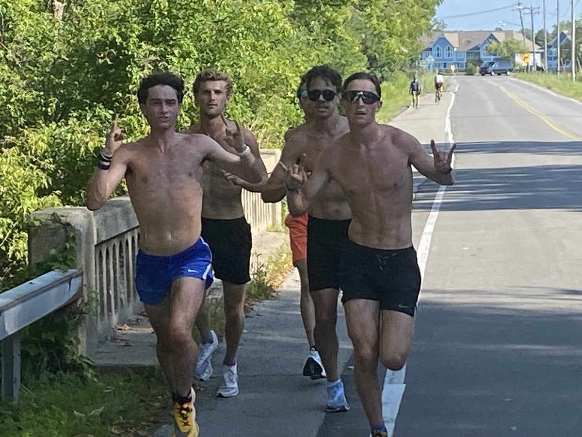 UBuffaloTFXC's tweet photo. Putting in solid work and getting ready to toe the line Saturday for the first meet of the 2023 UBXC season 🤘 https://t.co/578kCihX9Z
