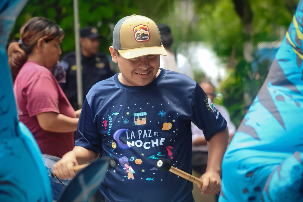 MatchConLaPaz's tweet photo. Sin duda alguna un excelente espacio de sano esparcimiento para la #Juventud en general. Gracias a la Unidad Municipal de Juventud por la atenta invitación a la actividad, seguiremos trabajando por los jóvenes del departamento en la promoción y garantías de sus derechos. 🙌🏻 https://t.co/LiD1l5lItw