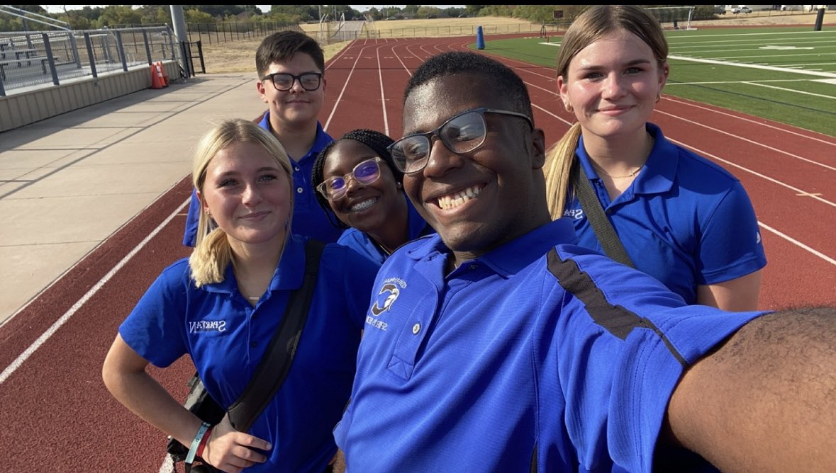 CHSspartansATC's tweet photo. A great start to the football season vs BHS with the best student athletic training aides on our sidelines… https://t.co/nJoZT9Usar