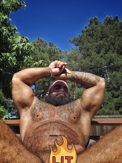 Watch lostinbears's leaked NSFW photo on TwXstars