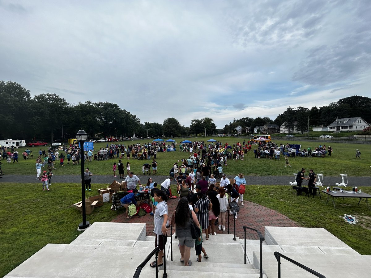 Erika Treannie tweet media