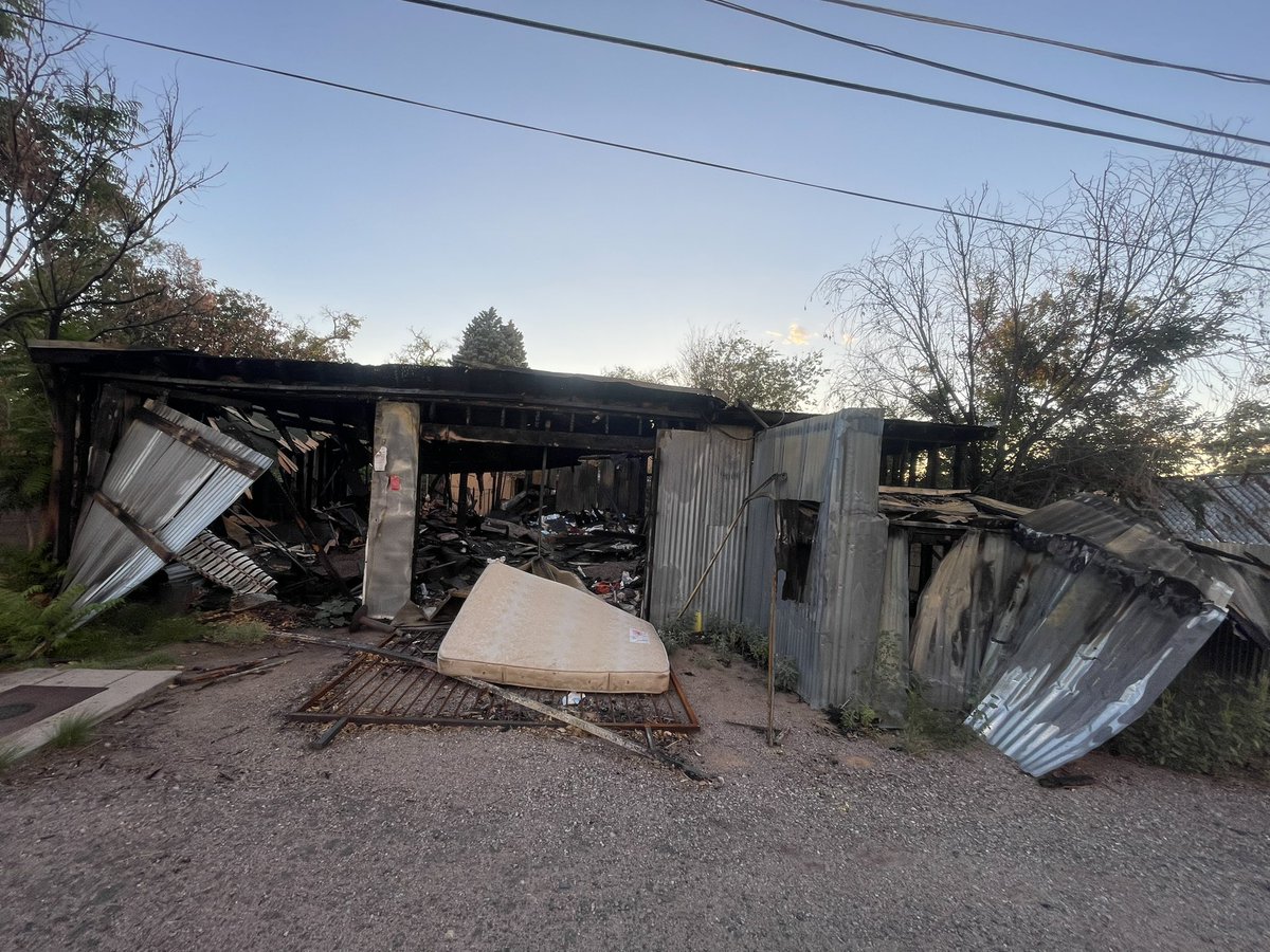 MaxFitz's tweet image. $200 airBnB in Nob Hill