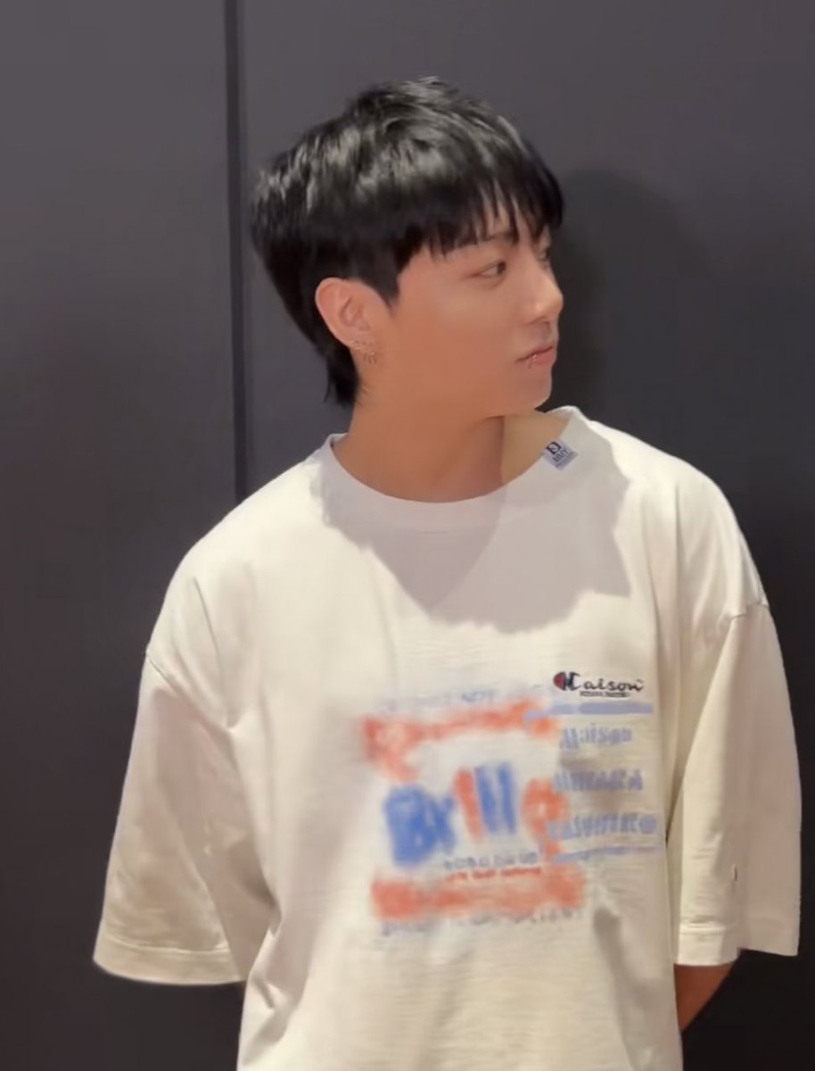 90staeguk's tweet photo. อมกกกกก ตัดผมแล้วเหมือนเด็กมอปลายเลย😭😭😭😭😭😭😭😭😭😭😭😭 หล่อมากกกกกกก https://t.co/VTXGUAzOVf