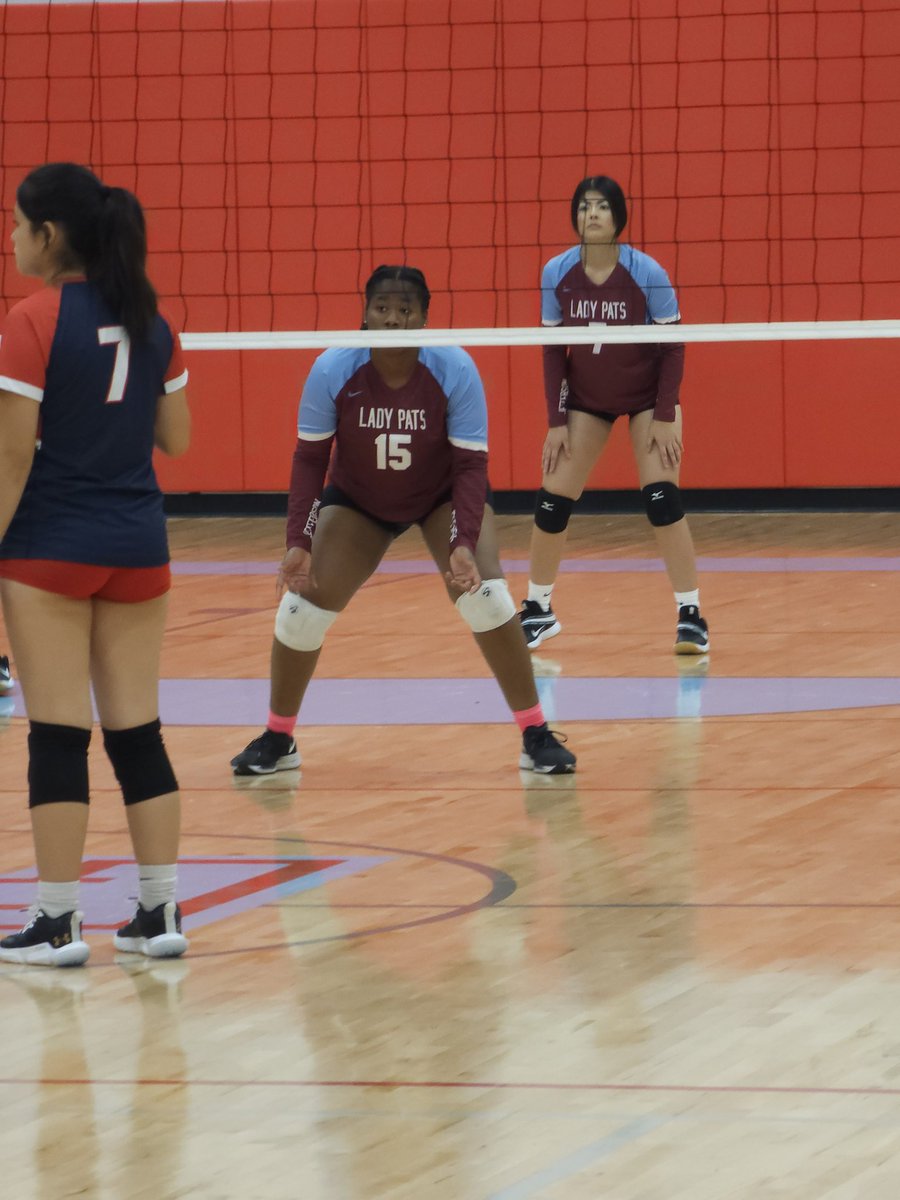 tjpatsathletics's tweet photo. TJ Lady Pats Volleyball in action VS Kimball. #PPBDI #FAMILY #WARTIME https://t.co/jttWWatEW4