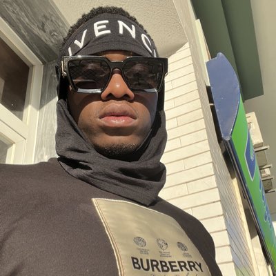 Evanio_David's tweet photo. #NovaFotoDePerfil https://t.co/O3xafyEoBH