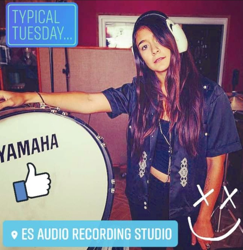 musicandpost's tweet photo. Another #TypicalTuesday at #ESAudio 🎵 #RecordingStudio in #LosAngeles, #CA 🌊! 😁🥁👍
Call 818 505 1007 📞 or Visit https://t.co/ctgZh3TlWp to Schedule a #Tour, if you're Ready to #Rock 🎶 the Rest of your #Summer 🌞! 😎
Thanks! 😃
#Burbank #Drummer #Band #GlendaleCA #Music https://t.co/nIdRGy0Q8K
