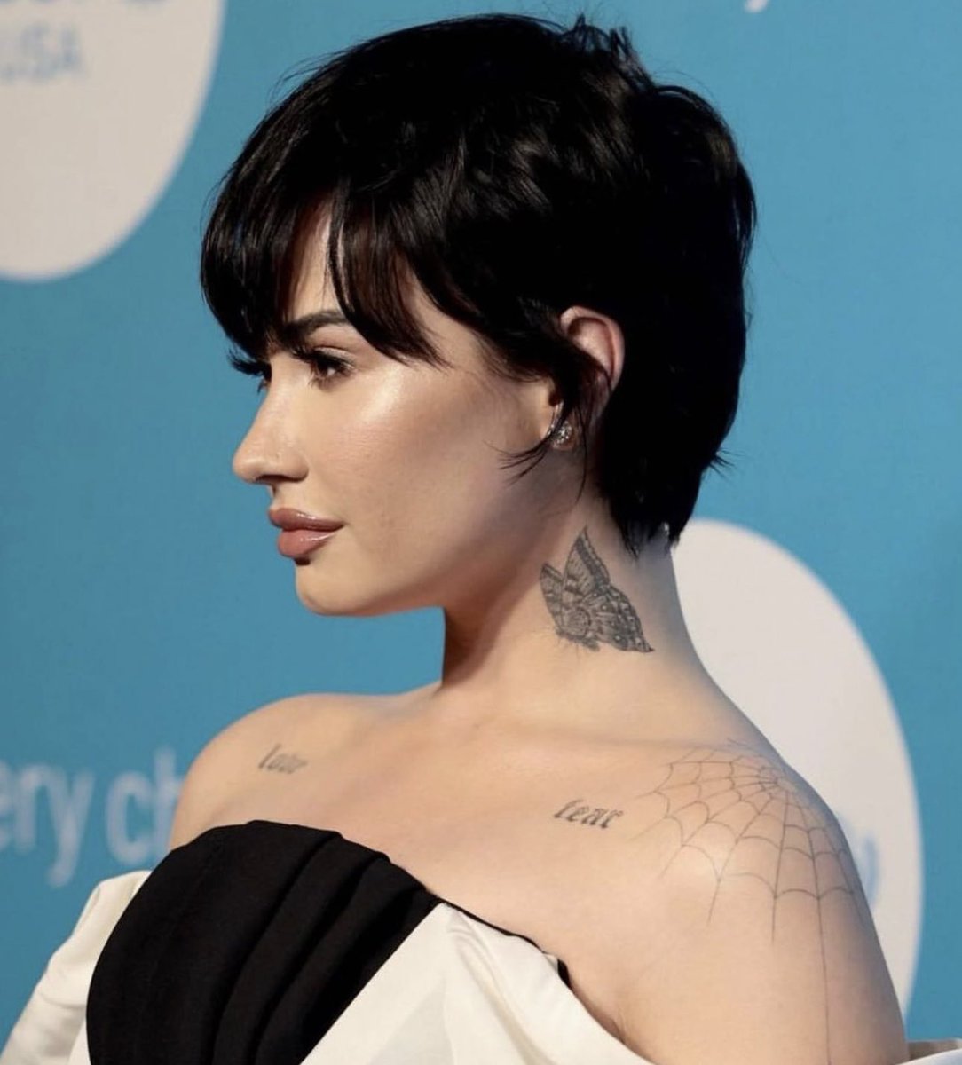 poptime's tweet photo. “Saudade não tem tradução”

- Demi Lovato em “Penhasco2”. https://t.co/uQeQ8smKIX