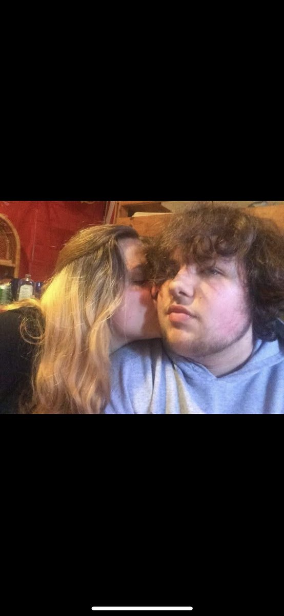 orthus_gov's tweet photo. It used to be well-known that Crimson compulsively cheated on his fiancé of 5 years- who had moved 700 miles to marry him. I guess when I left the community everyone forgot that I spent 5 years on the verge of suicide because Ashton wouldn’t stop fucking other ppl behind my back https://t.co/CFVS9wrfDS