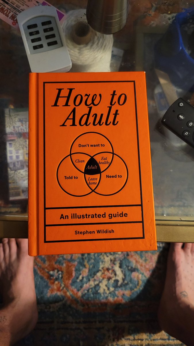 Ergotismm's tweet photo. My new Bible. The slutty lord knows I need it. Complimentary man-child feet pics too for the perverts.

#Howtoadult #feet https://t.co/AXz356u0vI