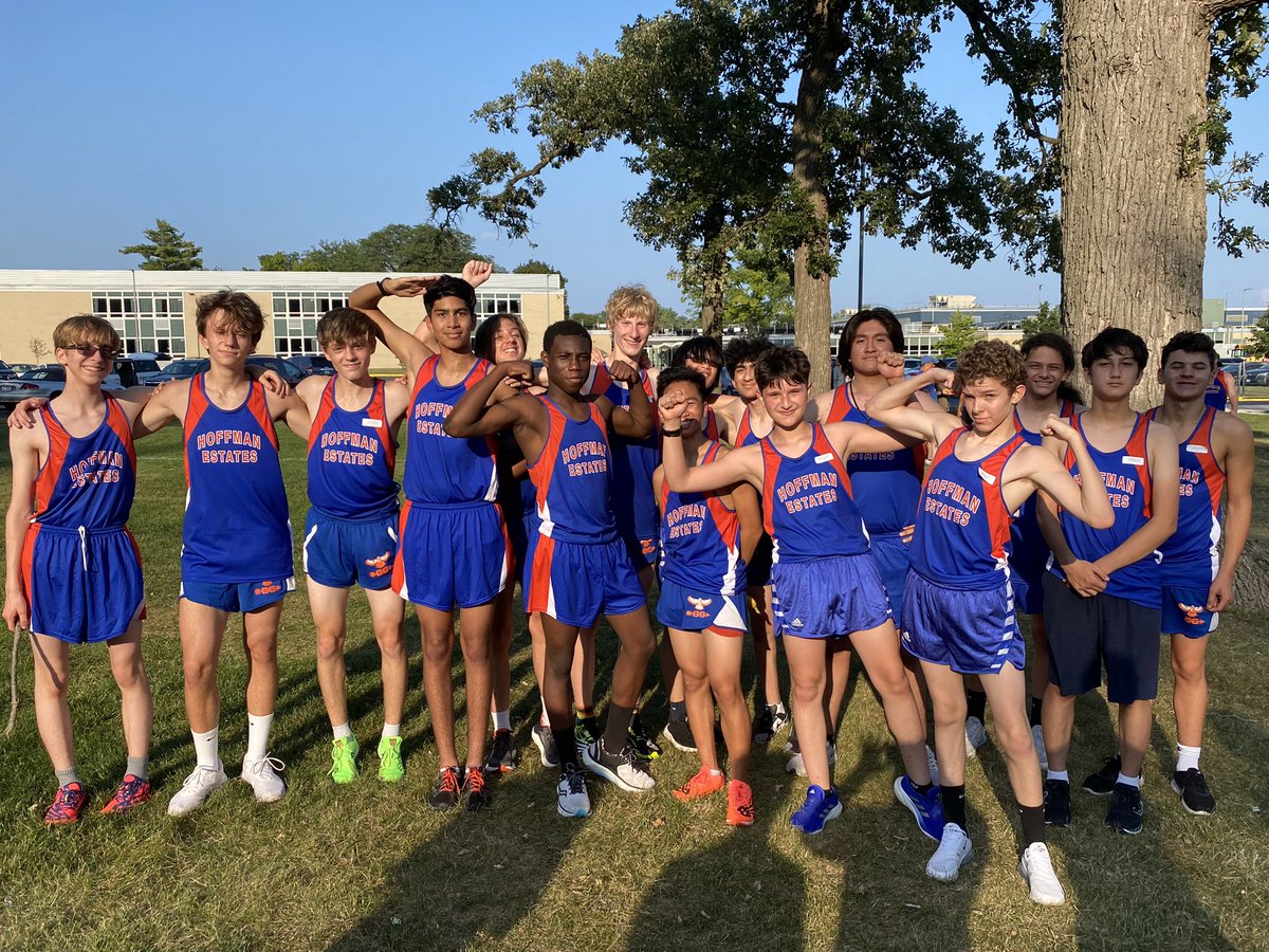 HEHSBoysXC_TF's tweet photo. F/S Boys take the win at Elk Grove today!  Our top 5 runners were Jayden Dumar (2nd, 12:35), Ryan Bohl (3rd, 12:38), Oliver Wilson (4th, 12:39), Jibran Khan (6th, 12:54), and Jason Gabler (8th, 13:23) 🔥🔥🔥 https://t.co/1Klnaxmn79