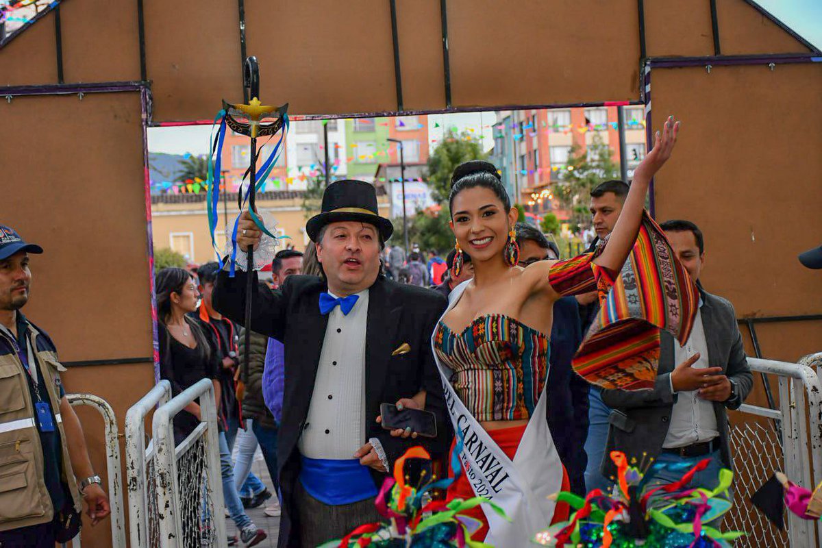GERMANCHAMORRO1's tweet photo. ¡Desde ya sentimos la magia de nuestro Carnaval de @negrosyblancos 2024!

En #Pasto #CiudadCreativa, junto a cultores, artesanos y artistas, invitamos a toda la ciudadanía a disfrutar de la exposición de 200 prototipos, en el Parque Rumipamba hasta el 7 de septiembre. https://t.co/22Z8axedTr