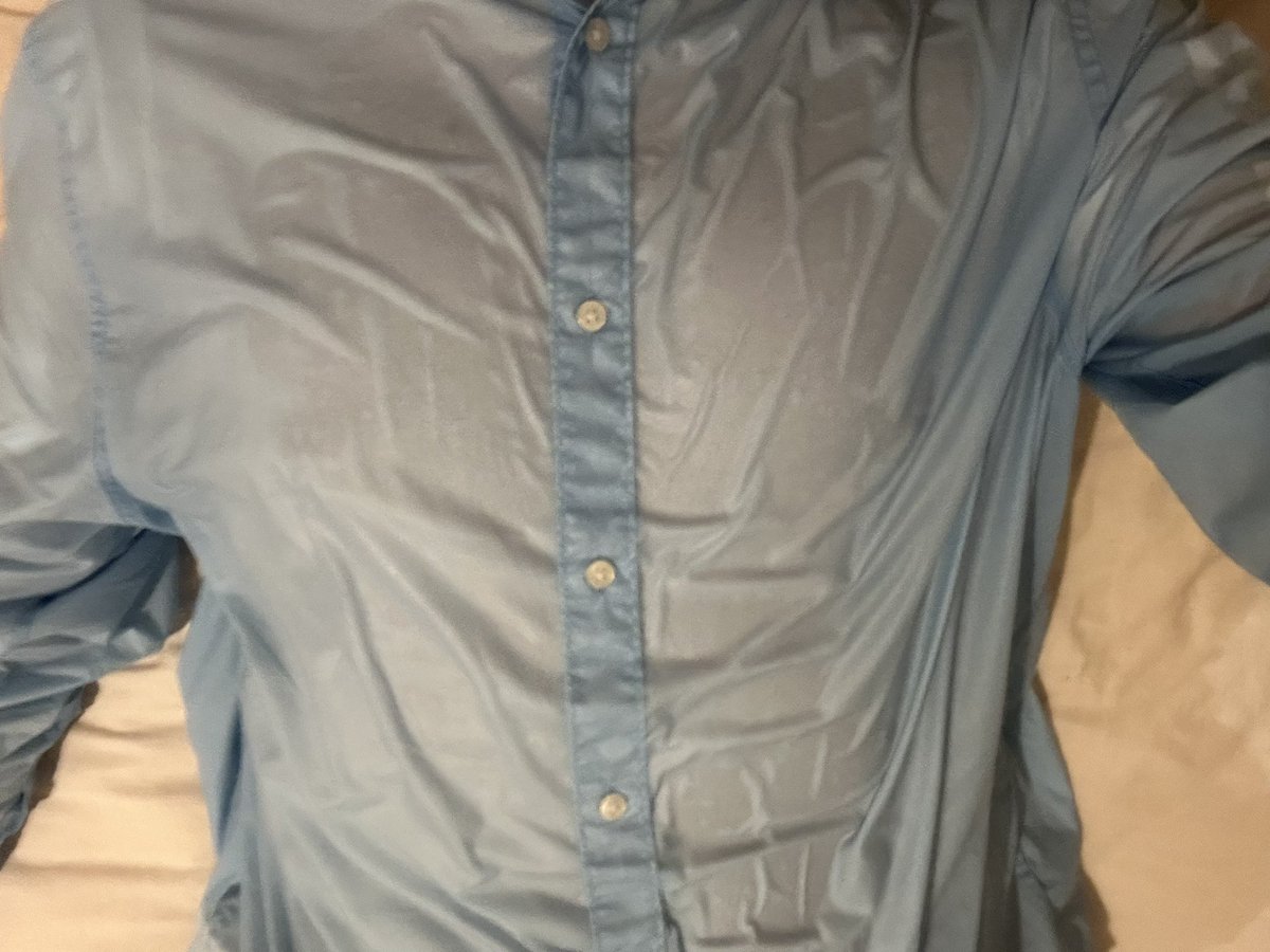 How I cool down without an fan and an ac #gaypissing #pissingclothes #watersports
