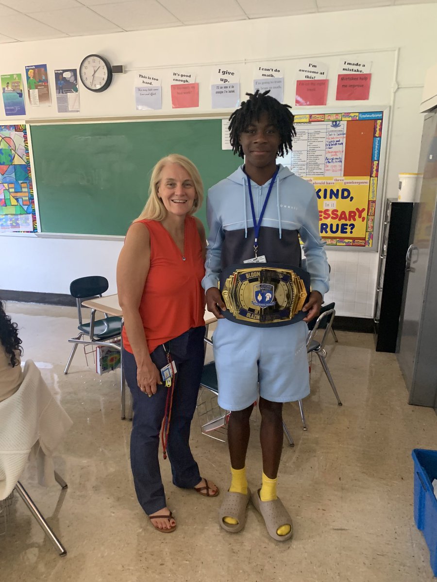 Congratulations to Terrion White for being named Bloom Twp first player of the week for 2023-24 @DrNavarre @momofgenerals @PrincipalKeene @DrJLAnderson @SincenoKaseem